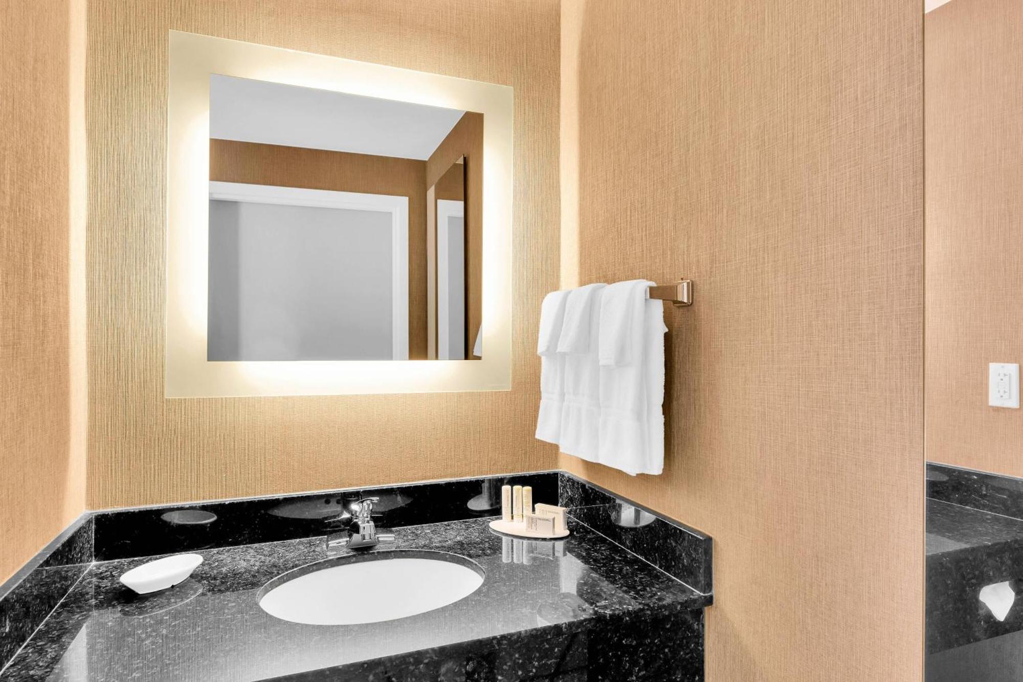 Springhill Suites By Marriott Tarrytown Westchester County Extérieur photo